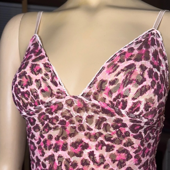 Victoria’s Secret women’s Leopard Print Pink Lace Trim Chemise size M - Picture 9 of 11